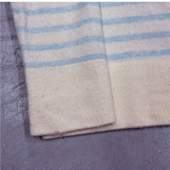 100% Cashmere Pebble Beach Blue and White Striped V Neck Golf Sweater - Picture 5 of 11